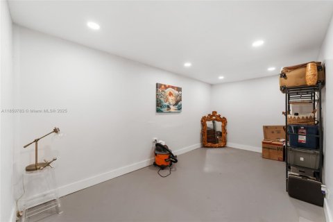 Купить виллу или дом в Майами, Флорида 3 спальни, 105.07м2, № 1854750 - фото 20