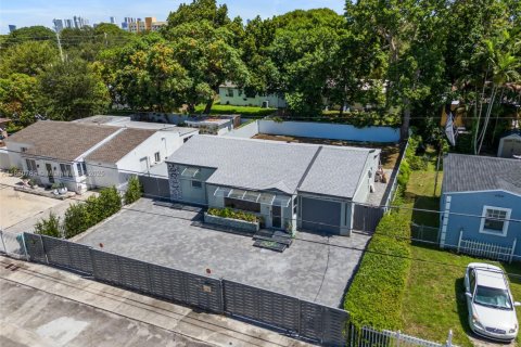 Купить виллу или дом в Майами, Флорида 3 спальни, 105.07м2, № 1854750 - фото 2