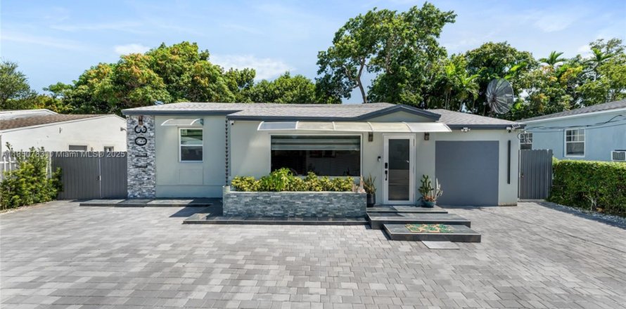 Casa en Miami, Florida 3 dormitorios, 105.07 m2 № 1854750