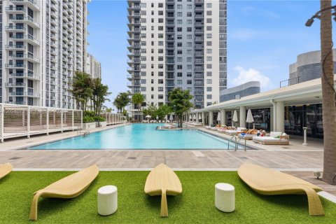 Condo in Miami, Florida, 1 bedroom  № 2252182 - photo 28