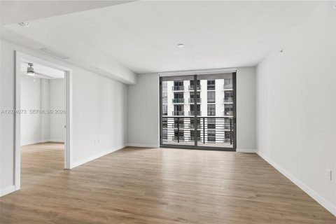 Condo in Miami, Florida, 1 bedroom  № 2252182 - photo 12
