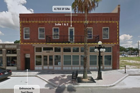 Propiedad comercial en alquiler en Tampa, Florida, 851.45 m2 № 584417 - foto 1
