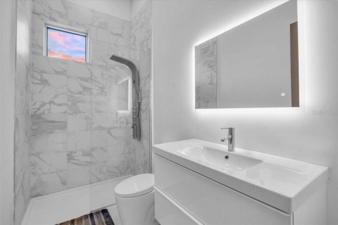 Купить виллу или дом в Сарасота, Флорида 15 комнат, 824.51м2, № 2166393 - фото 30
