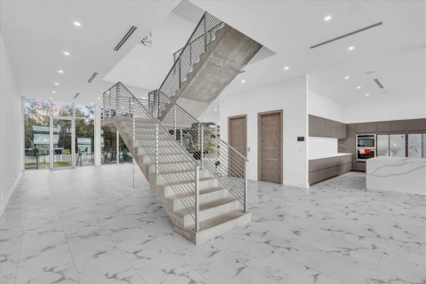 Купить виллу или дом в Сарасота, Флорида 15 комнат, 824.51м2, № 2166393 - фото 14