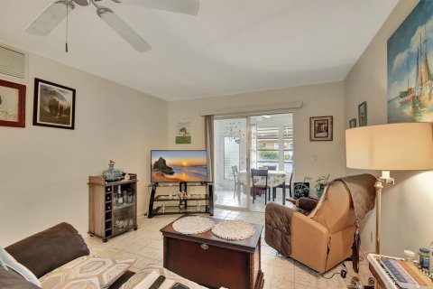 Condo à Boynton Beach, Floride, 2 chambres  № 2276159