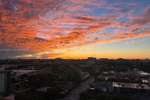 Copropriété à vendre à Miami, Floride: 1 chambre № 1990508 - photo 22