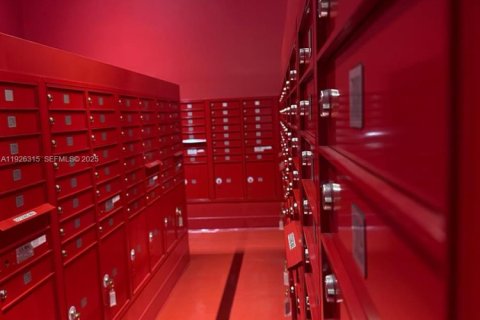 Copropriété à vendre à Miami, Floride: 1 chambre № 1990508 - photo 6