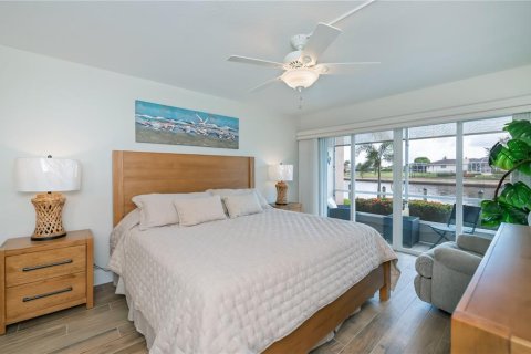 Condo in Punta Gorda, Florida, 2 bedrooms  № 1831952 - photo 19