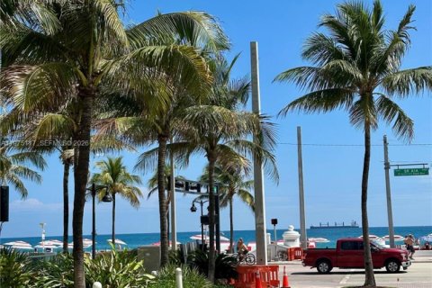 Copropriété à vendre à Fort Lauderdale, Floride: 2 chambres, 112.78 m2 № 2050107 - photo 9