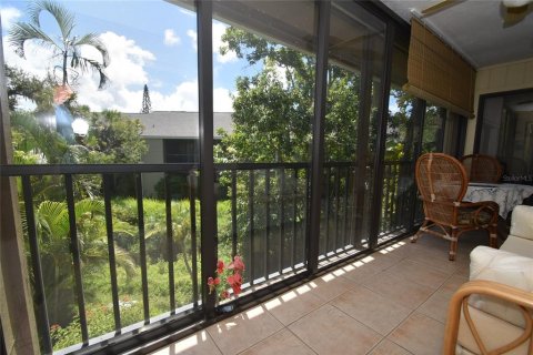 Condo in Sarasota, Florida, 3 bedrooms  № 1869395 - photo 10