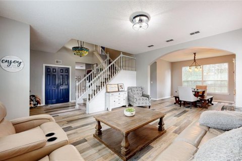 Casa en venta en Fleming Island, Florida, 5 dormitorios, 262.63 m2 № 1778962 - foto 2