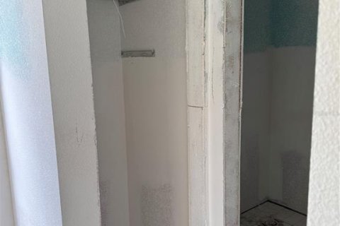 Condo in New Port Richey, Florida, 1 bedroom  № 2161367 - photo 11