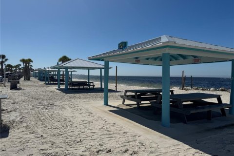 Condo in New Port Richey, Florida, 1 bedroom  № 2161367 - photo 22