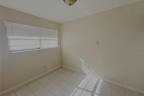Appartement à louer à Gainesville, Floride: 2 chambres, 75.25 m2 № 2218978 - photo 3