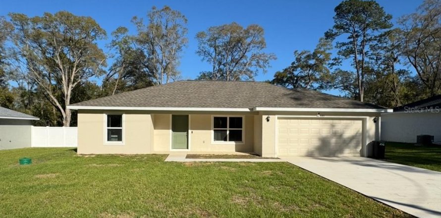 House in Ocala, Florida 3 bedrooms, 127.28 sq.m. № 1905431