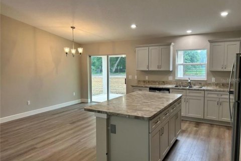House in Ocala, Florida 3 bedrooms, 127.28 sq.m. № 1905431 - photo 5
