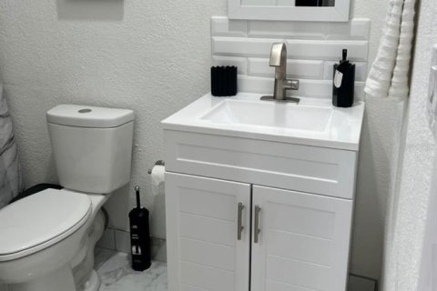 House in Orlando, Florida 1 bedroom, 18.58 sq.m. № 1886967 - photo 6