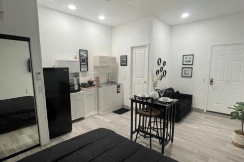 House in Orlando, Florida 1 bedroom, 18.58 sq.m. № 1886967 - photo 4