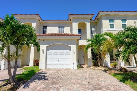 Townhouse in Cutler Bay, Florida 3 bedrooms, 140.28 sq.m. № 1882090 - photo 2