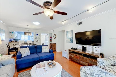 Condominio en venta en Bradenton Beach, Florida, 2 dormitorios, 100.33 m2 № 2152058 - foto 15