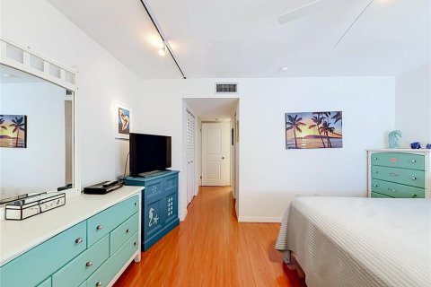 Condominio en venta en Bradenton Beach, Florida, 2 dormitorios, 100.33 m2 № 2152058 - foto 20