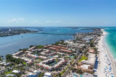 Condominio en venta en Bradenton Beach, Florida, 2 dormitorios, 100.33 m2 № 2152058 - foto 4