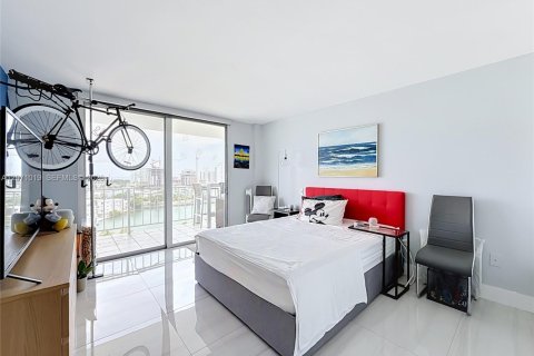 Copropriété à vendre à Miami Beach, Floride: 2 chambres, 108.7 m2 № 2303835 - photo 16