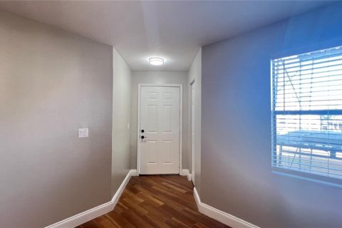 Condo in Kissimmee, Florida, 1 bedroom  № 1655648 - photo 9