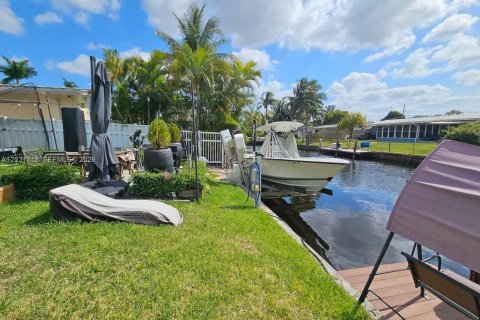 Villa ou maison à vendre à Fort Lauderdale, Floride: 3 chambres, 134.71 m2 № 2146500 - photo 30