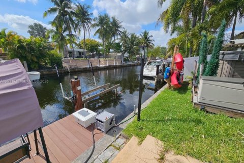 Villa ou maison à vendre à Fort Lauderdale, Floride: 3 chambres, 134.71 m2 № 2146500 - photo 29