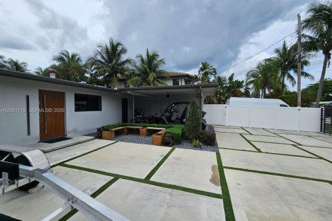 Villa ou maison à vendre à Fort Lauderdale, Floride: 3 chambres, 134.71 m2 № 2146500 - photo 4