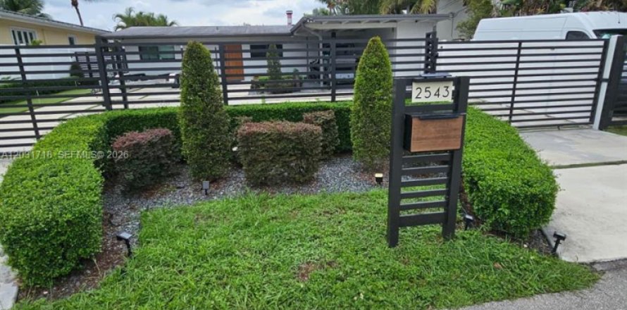 Villa ou maison à Fort Lauderdale, Floride 3 chambres, 134.71 m2 № 2146500