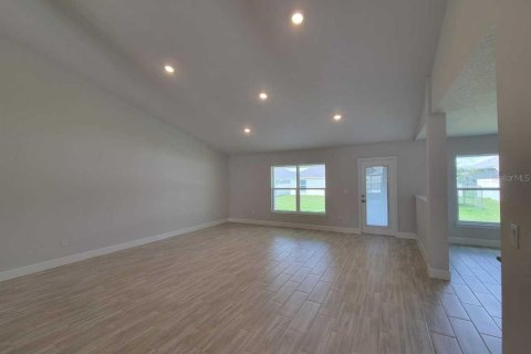 House in Ocala, Florida 4 bedrooms, 278.71 sq.m. № 1905551 - photo 13