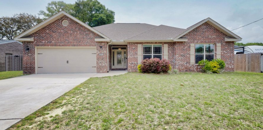 Villa ou maison à Shalimar, Floride 4 chambres, 204.94 m2 № 560650