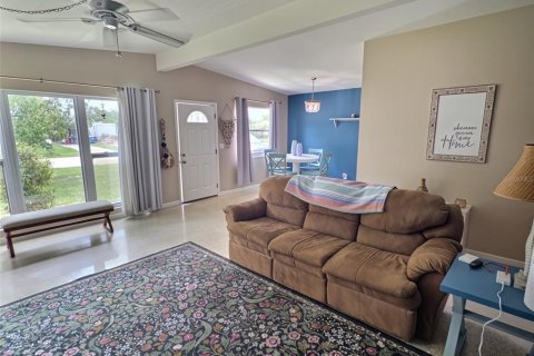 House in Venice, Florida 2 bedrooms, 101.82 sq.m. № 2393843 - photo 4