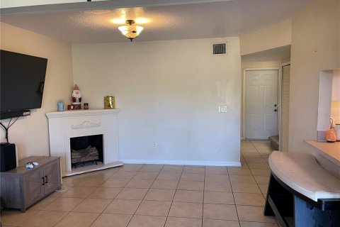 Adosado en venta en Davenport, Florida, 3 dormitorios, 126.72 m2 № 1761461 - foto 3