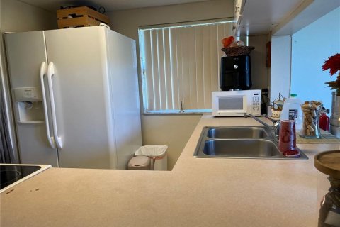 Adosado en venta en Davenport, Florida, 3 dormitorios, 126.72 m2 № 1761461 - foto 6