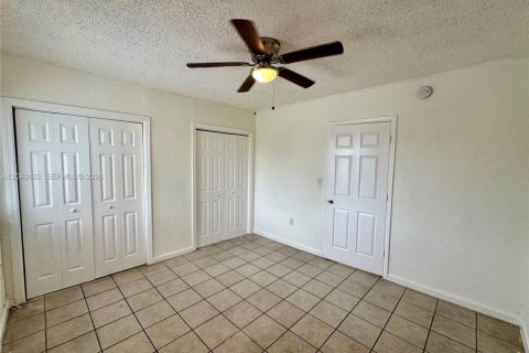 Apartment in Miami, Florida 1 bedroom, 795.24 sq.m. № 2087886 - photo 6