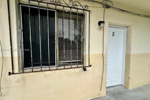 Apartment in Miami, Florida 1 bedroom, 795.24 sq.m. № 2087886 - photo 8