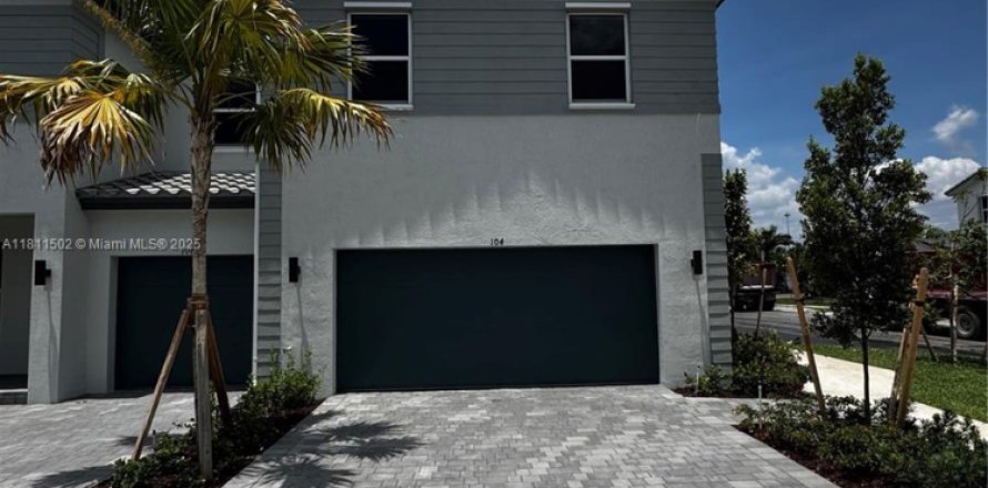 Touwnhouse à Pembroke Pines, Floride 3 chambres, 167.13 m2 № 1755790