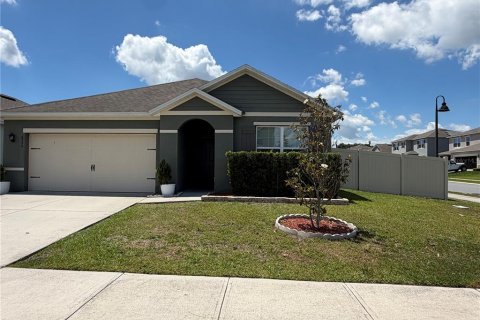 Villa ou maison à vendre à Mount Dora, Floride: 3 chambres, 155.33 m2 № 2296815 - photo 2