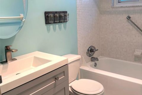 Condominio en alquiler en Sun City Center, Florida, 2 dormitorios, 89.19 m2 № 1901777 - foto 16