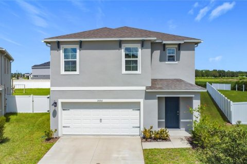 House in Saint Cloud, Florida 5 bedrooms, 227.7 sq.m. № 1903109 - photo 1