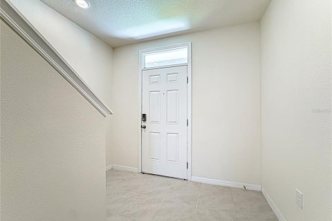 House in Saint Cloud, Florida 5 bedrooms, 227.7 sq.m. № 1903109 - photo 4