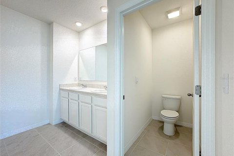 House in Saint Cloud, Florida 5 bedrooms, 227.7 sq.m. № 1903109 - photo 21