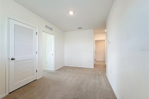 House in Saint Cloud, Florida 5 bedrooms, 227.7 sq.m. № 1903109 - photo 17
