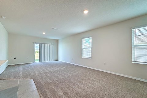House in Saint Cloud, Florida 5 bedrooms, 227.7 sq.m. № 1903109 - photo 13