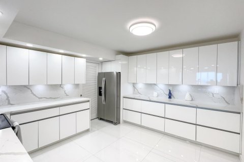 Copropriété à vendre à Highland Beach, Floride: 2 chambres, 134.89 m2 № 2146871 - photo 6