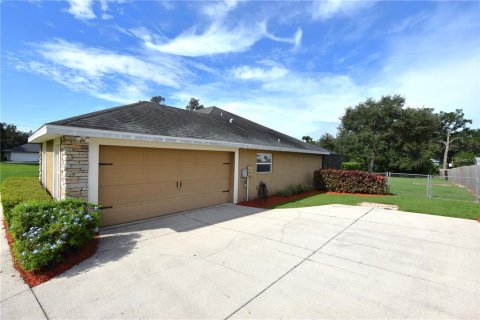 Casa en alquiler en Lakeland, Florida, 3 dormitorios, 160.16 m2 № 1901518 - foto 4