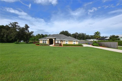 House in Lakeland, Florida 3 bedrooms, 160.16 sq.m. № 1901518 - photo 2